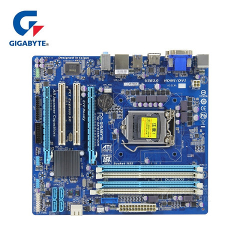 Main Giga B75M-D3H 4 khe ram